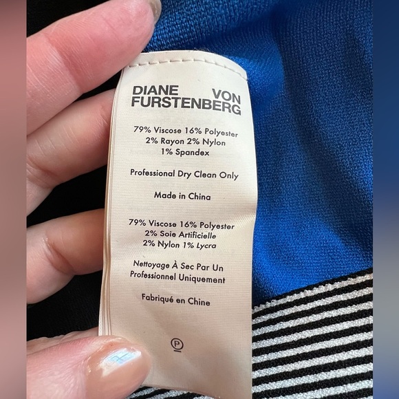 DIANE VON FURSTENBERG FRANCINE HALSTON FLAMU WRAP DRESS. SIZE LARGE, EUC - Picture 4 of 5